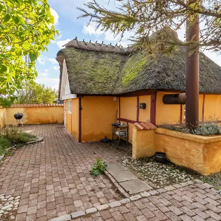 Holiday home Ethly - 50m From The Sea In Funen By Interhome *